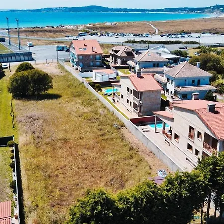 Chalet A Lanzada Будинок відпочинку